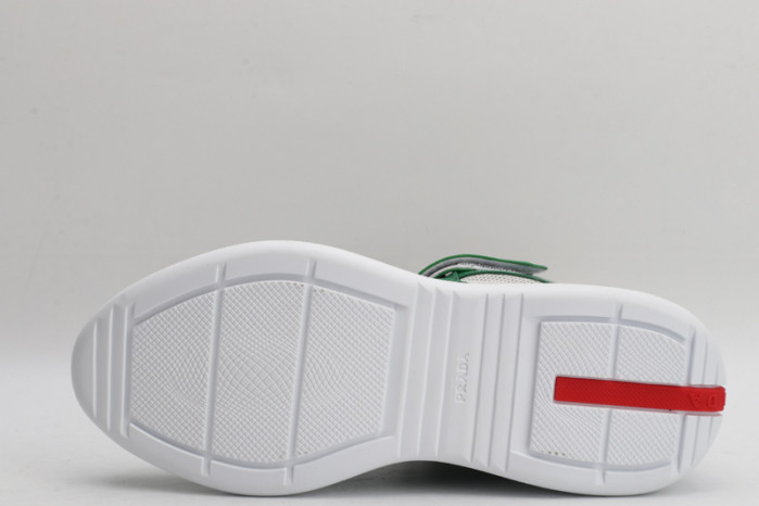 pra*a sneaker p018