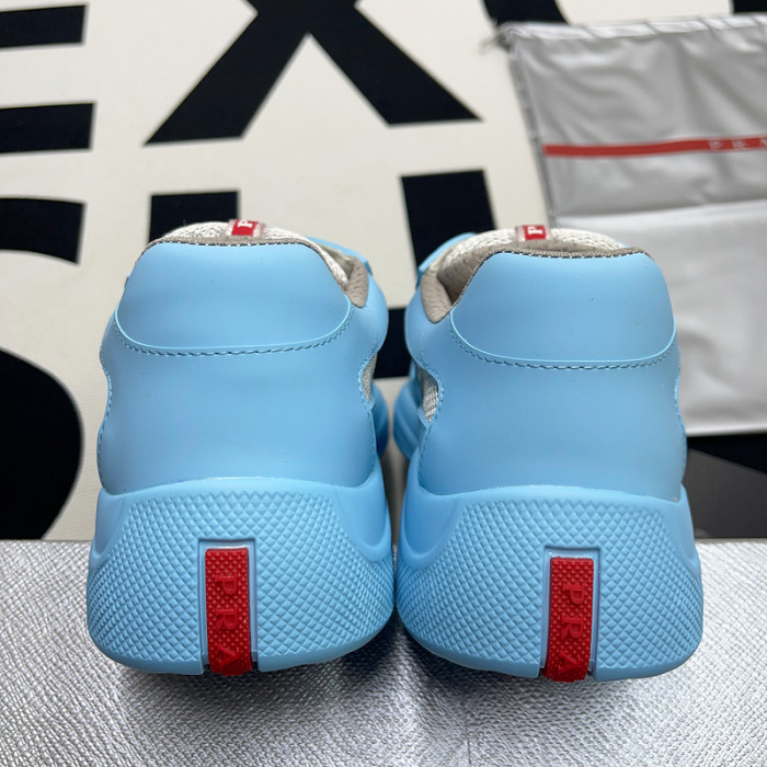 pra*a sneaker p073