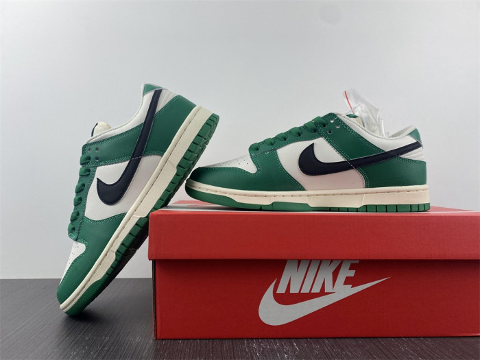 nike dunk low “lottery” dr9654-100