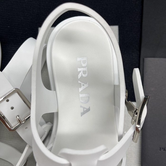 pra*a sandals p054
