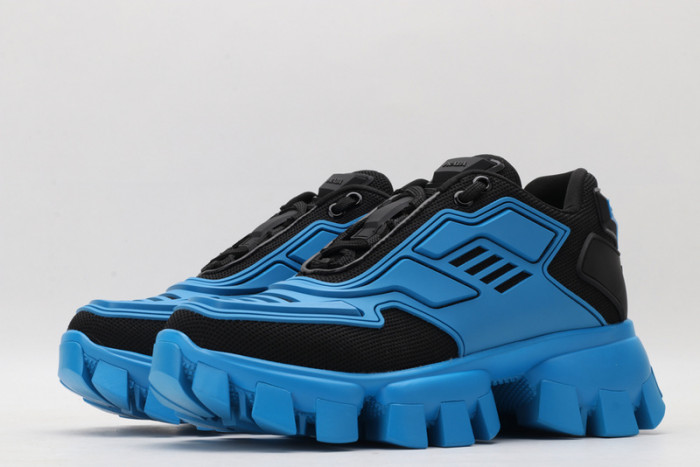 pra*a sneaker p022