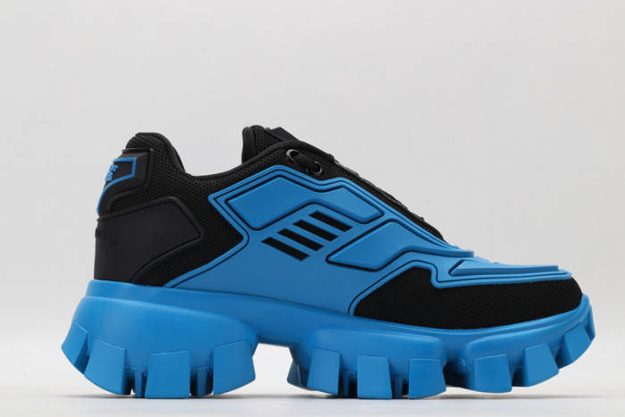 pra*a sneaker p022