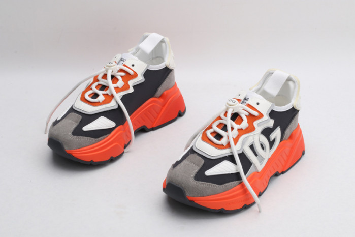d&g sneakaer d007