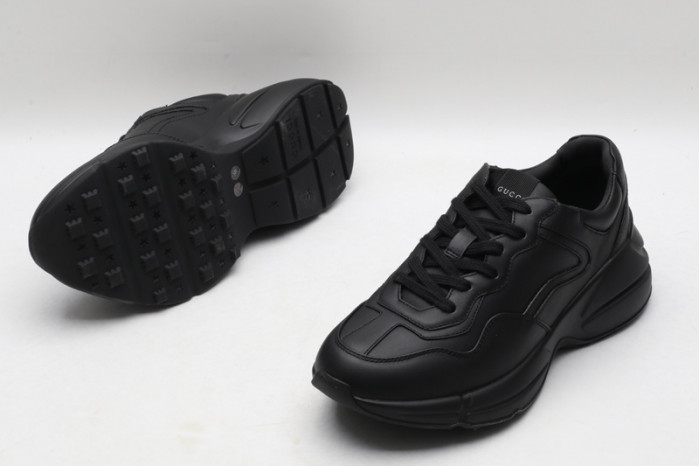 g*u*i ace embroidered low-top sneaker e2356