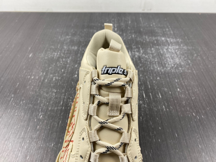 Ba*len*cia*ga triple s sneaker