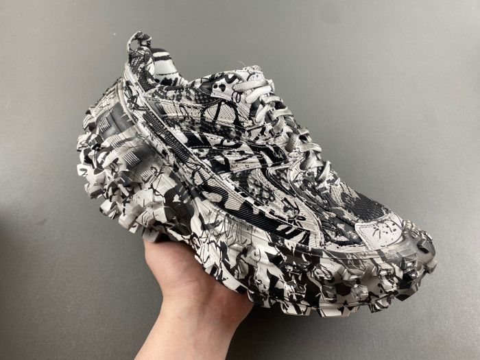 Ba*len*cia*ga defender trainers 685613-w2rg1 9010