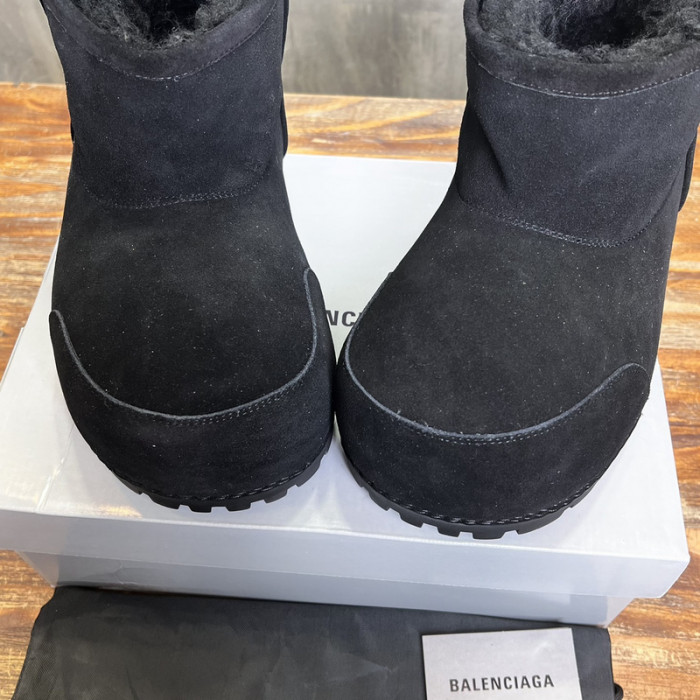 BLCG BOOTS SNEAKERS
