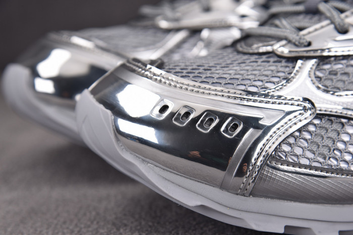 Bo*te*ga Ve*ne*ta BV040