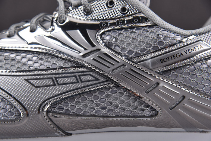 Bo*te*ga Ve*ne*ta BV040