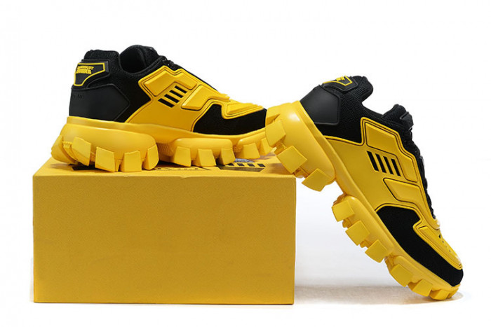 pra*a sneaker p002