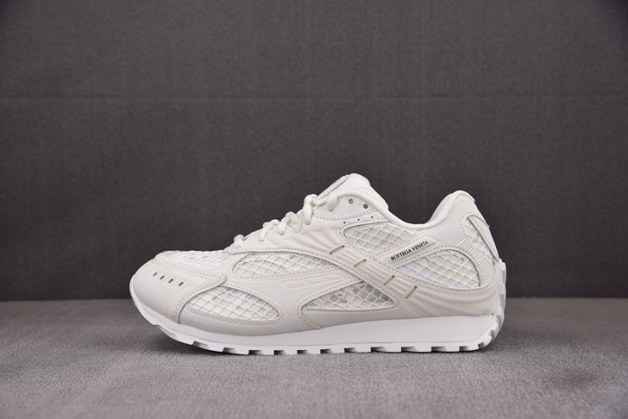 Bo*te*ga Ve*ne*ta BV036