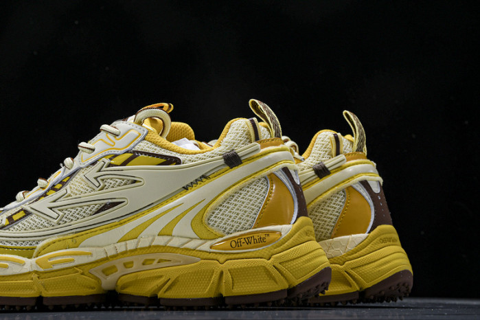 Off-White c/o Virgil Abloh