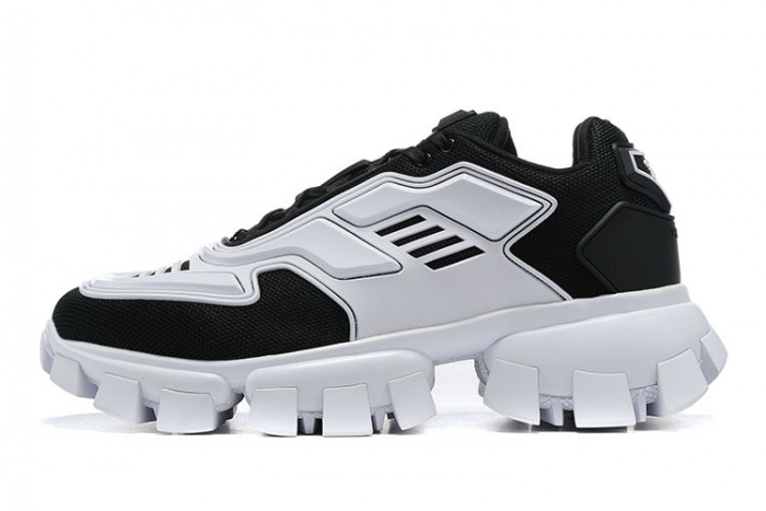 pra*a sneaker p004