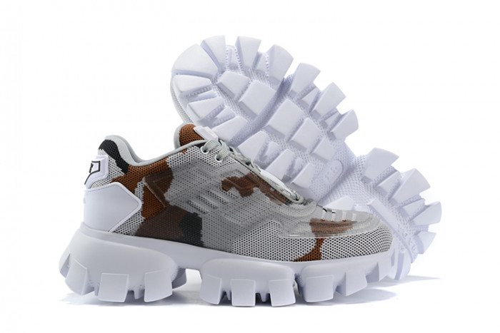 pra*a sneaker p005