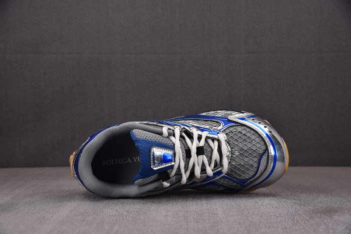 Bo*te*ga Ve*ne*ta BV037