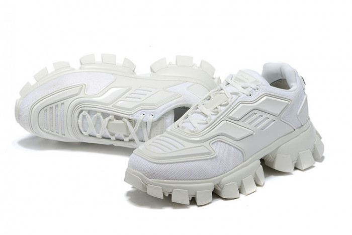 pra*a sneaker p001