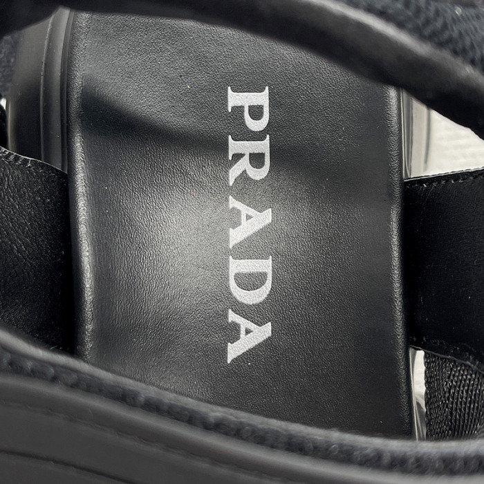pra*a sandals p064