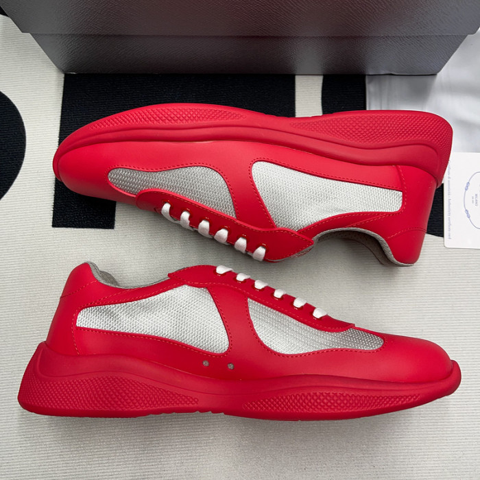 pra*a sneaker p076