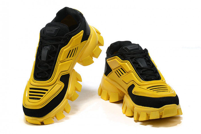 pra*a sneaker p002