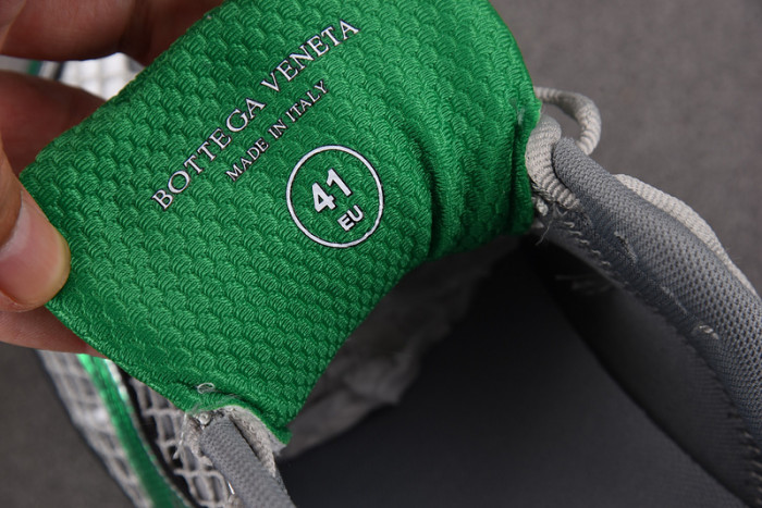 Bo*te*ga Ve*ne*ta BV045