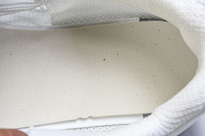 Bo*te*ga Ve*ne*ta BV057