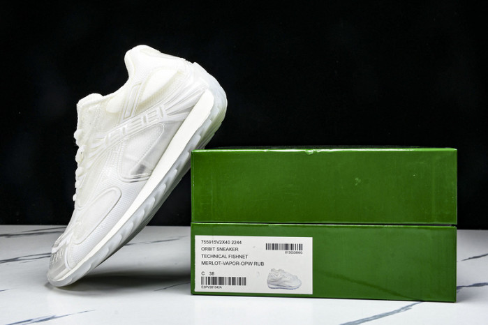 Bo*te*ga Ve*ne*ta BV057