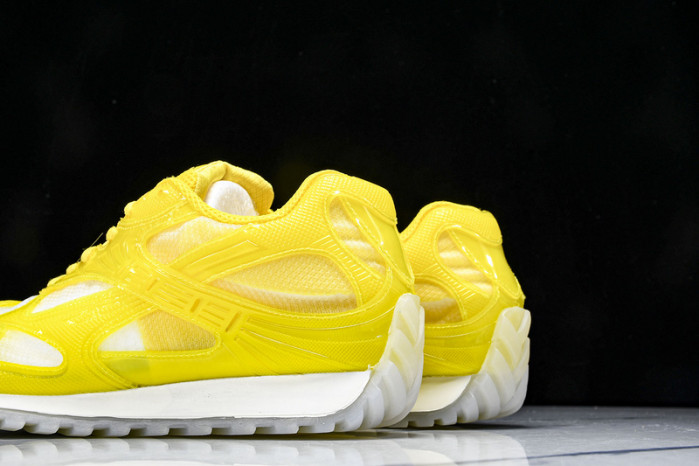 Bo*te*ga Ve*ne*ta BV058