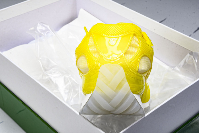 Bo*te*ga Ve*ne*ta BV058