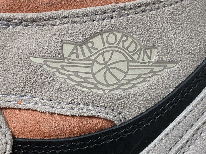 air jordan 1 grey black crimson 555088-018