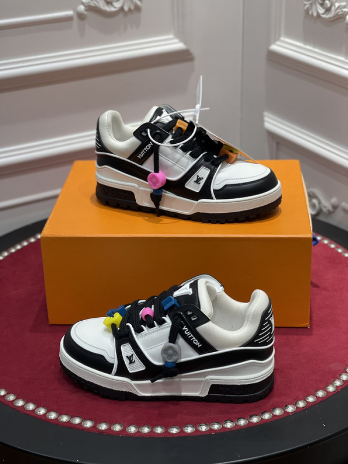 l0vt sneakers