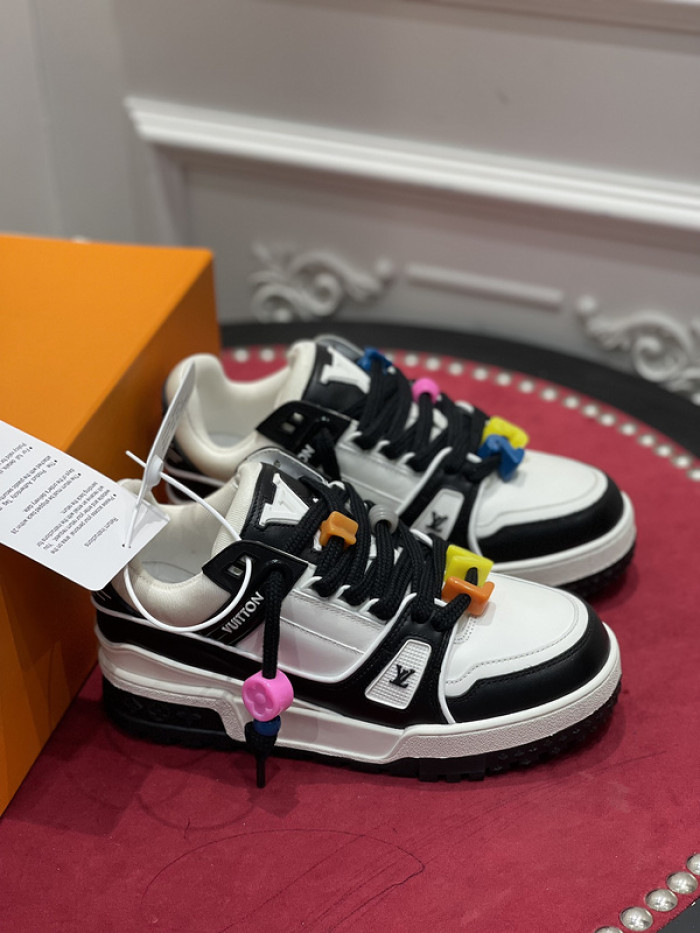 l0vt sneakers