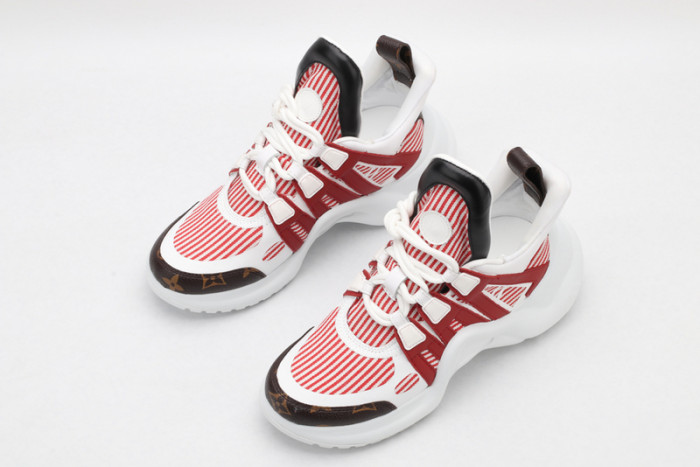l0vt sneakers