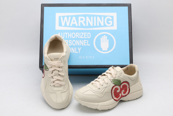 g*u*i ace embroidered low-top sneaker e2289