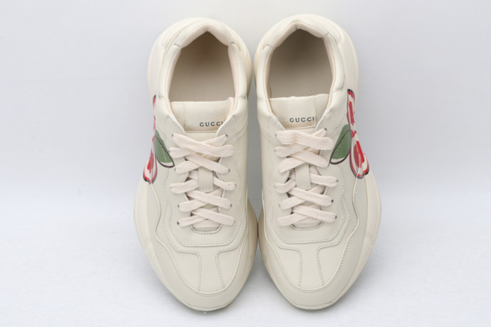 g*u*i ace embroidered low-top sneaker e2289