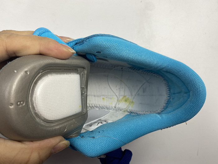 nike dunk  sb low “blue fury” bq6817-400