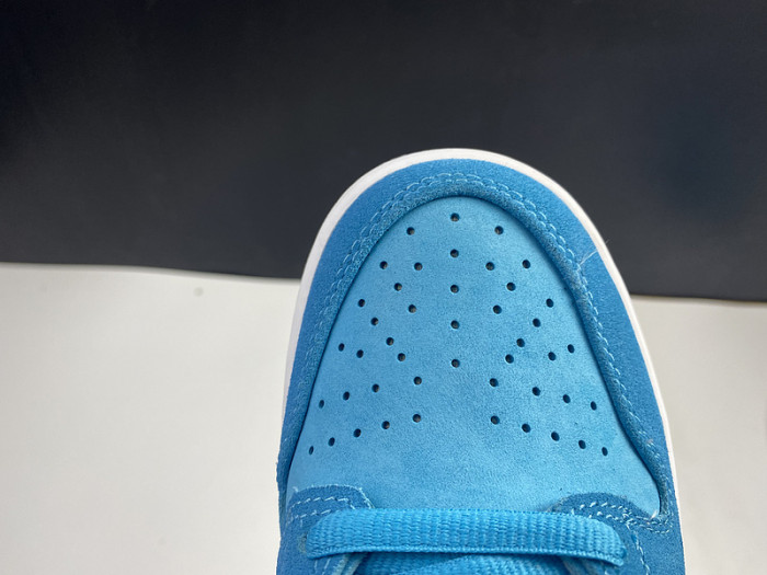 nike dunk  sb low “blue fury” bq6817-400