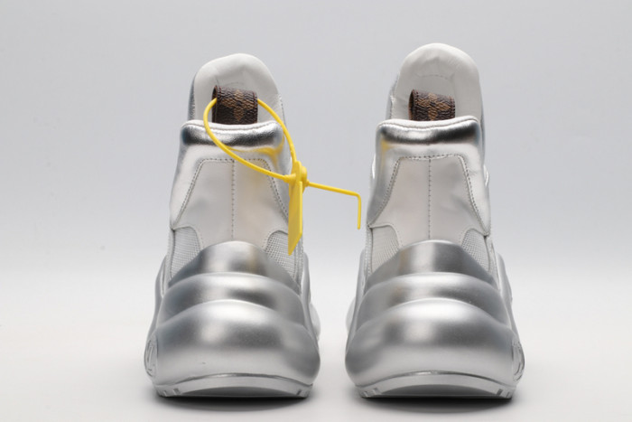 l0vt sneakers
