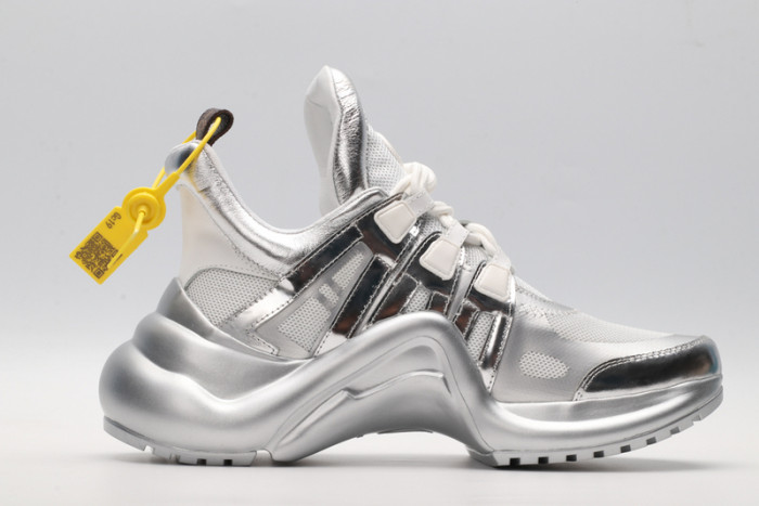 l0vt sneakers