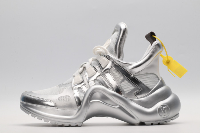 l0vt sneakers