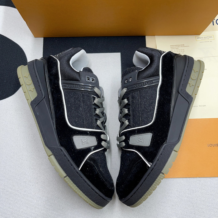 l0vt sneakers