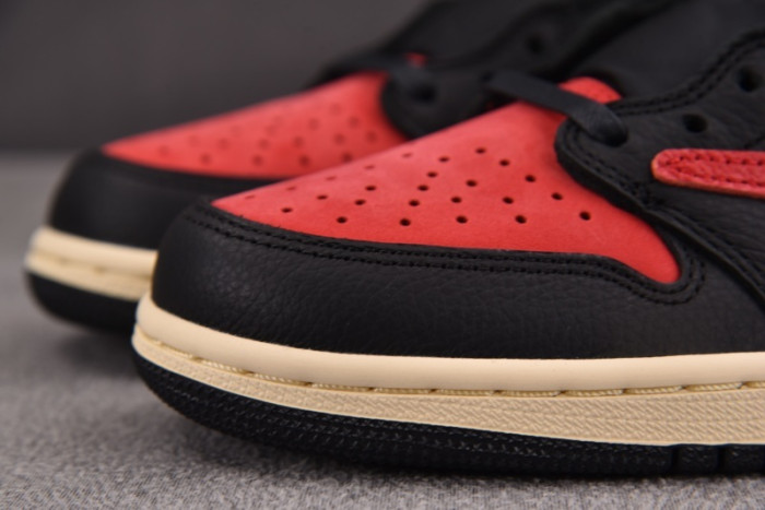 Jordan 1 Low x Travis Scott 