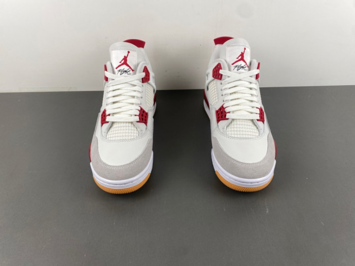 Air Jordan 4 X Nike SB Retro SP 