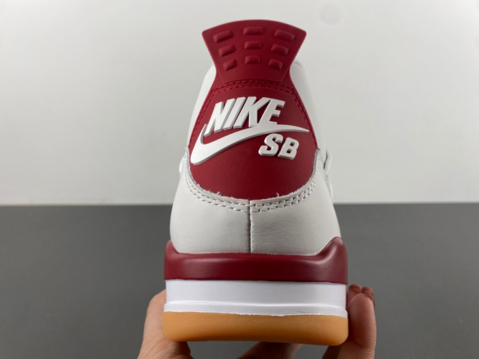 Air Jordan 4 X Nike SB Retro SP 