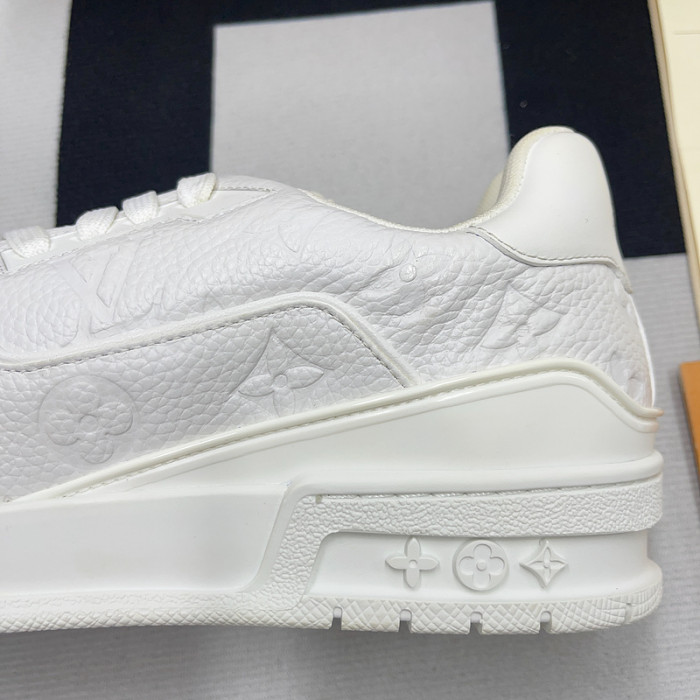 l0vt sneakers