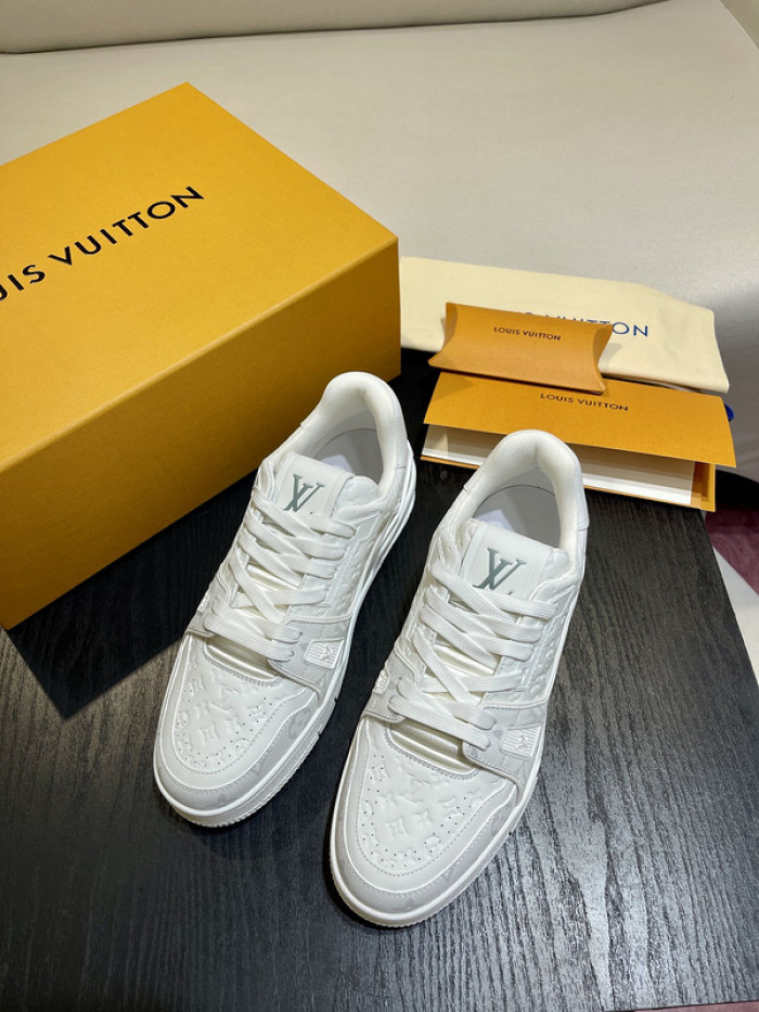 l0vt sneakers