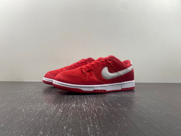 nike dunk low gs “valentine