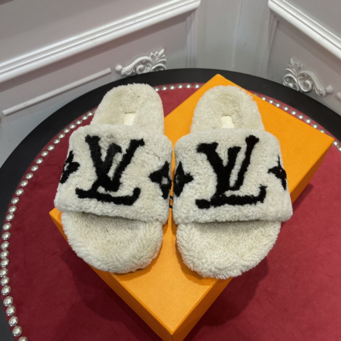 l0vt sneakers
