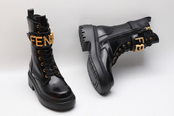 F**di boots f017