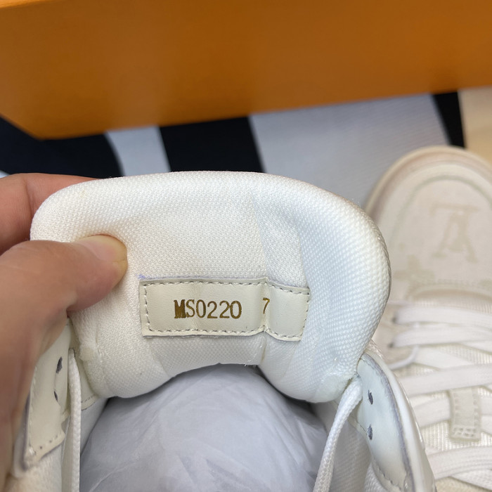 l0vt sneakers