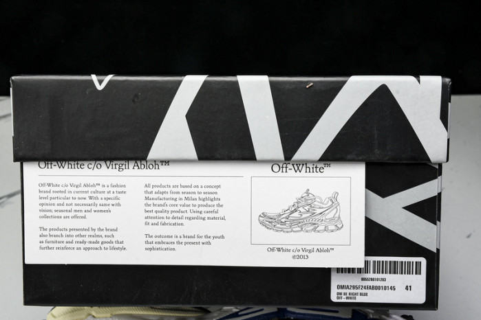 Off-White c/o Virgil Abloh